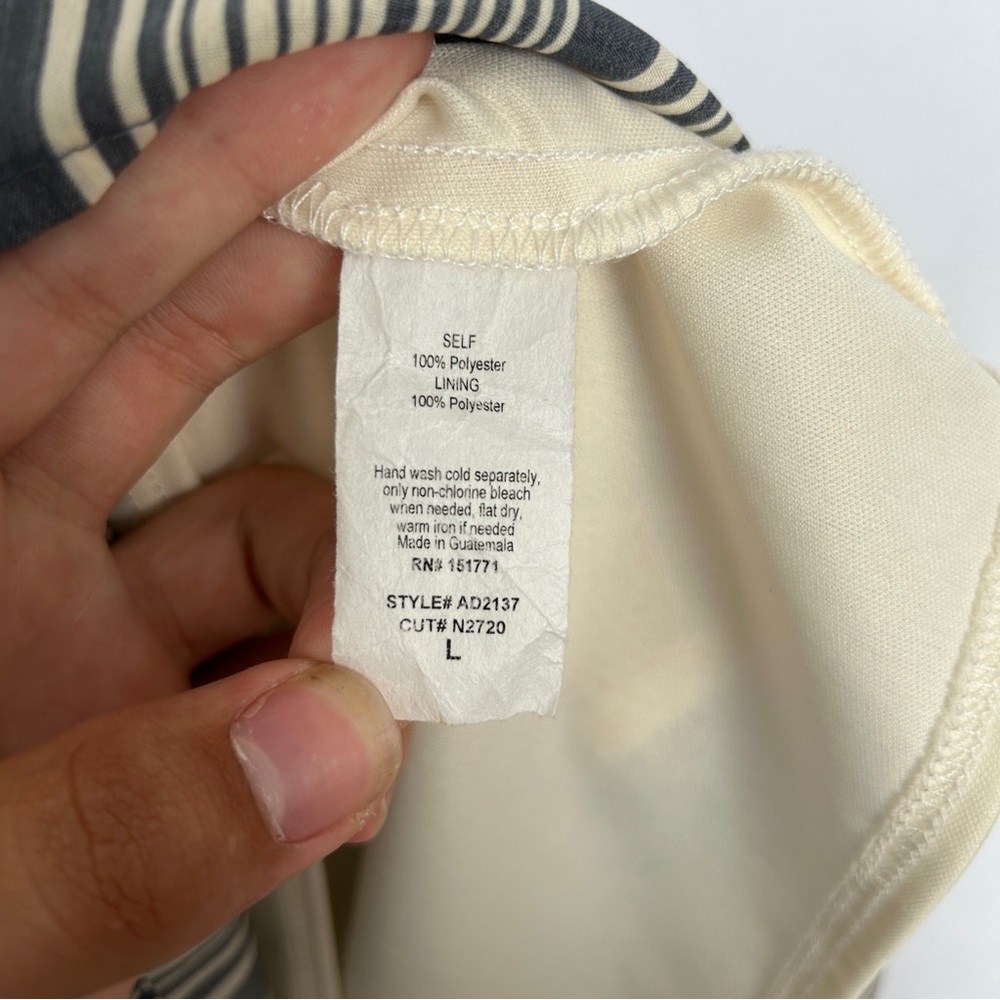 Gilli Cream and Grey Striped Dress‎ - Picture 5 of 7